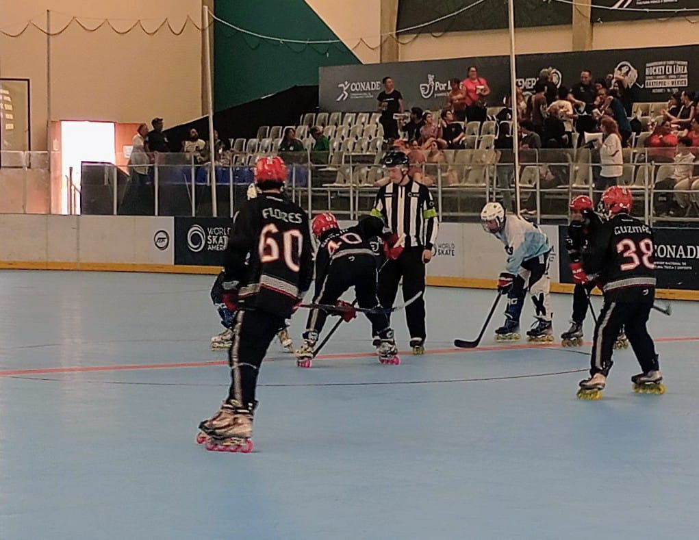 drdumm's tweet image. camarainformativa.com México ganó bronce en el Panamericano de Hockey en Línea La selección mexicana varonil júnior se apuntó la medalla de bronce en el Campeonato Panamericano de Clubes y Naciones, al vencer 6-1 a su similar de Argentina este domingo en Oaxtepec, Morelos.