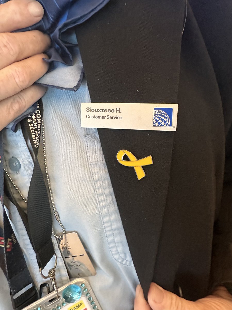 maheshsingh's tweet image. “Next time, tell them to do “Add bag routing”. With that, this wonderful aeronautical engineer working at the checkin counter at MYR helped us check in bags to our final destination over multiple reservations! ⁦

@united⁩ - a huge shoutout to Siouxzeee H 🤗🙏🏽