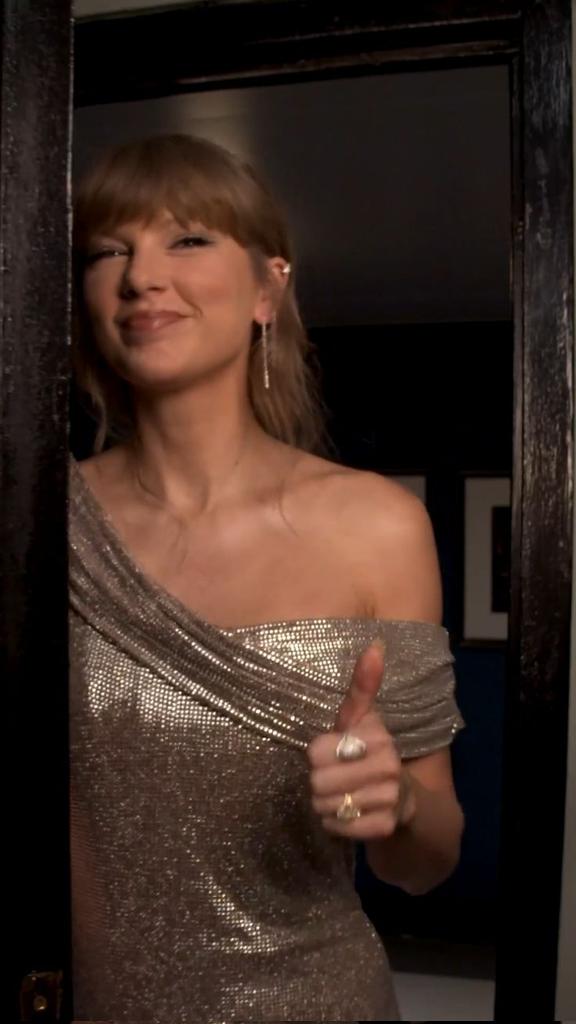 Jonathan (@swiftie13fanboy) on Twitter photo 