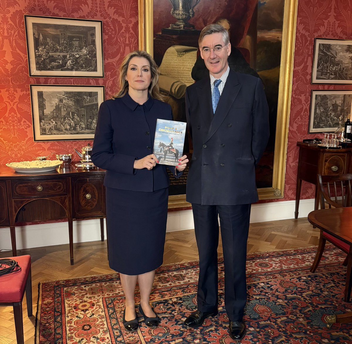Pomp &amp; Circumstance gets a 👍🏼from <a href="/Jacob_Rees_Mogg/">Jacob Rees-Mogg</a>’s State of the Nation.
Full interview can be viewed at :
youtube.com/channel/UC0vn8…
Book can be ordered from: 
bitebackpublishing.com/books/pomp-and…