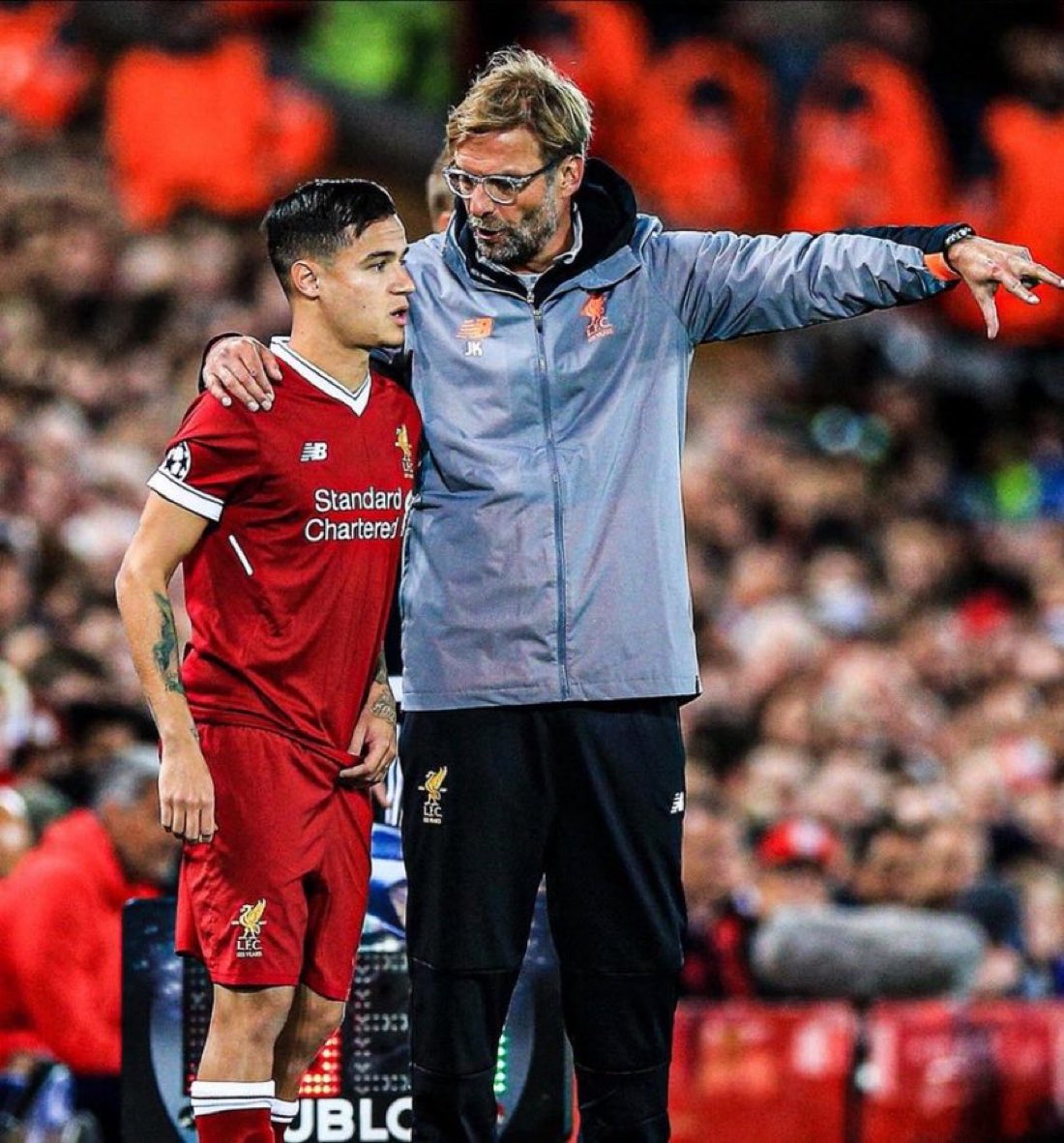 🗣️ Jürgen Klopp sur la vente de Philippe Coutinho :

« Le jour où nous l’avons vendu, je ne me suis pas dit : “Wow, maintenant nous avons beaucoup d’argent”, non… J’ai perdu un joueur avec lequel j’aurais voulu travailler encore dix ans ! »

[<a href="/StevenBartlett/">Steven Bartlett</a>]