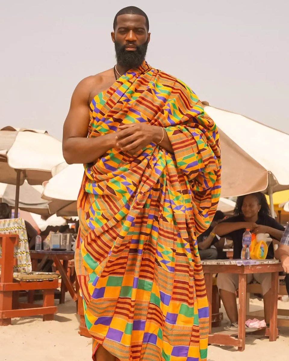 AfricaFactsZone's tweet image. Ghana has secured legal ownership of kente cloth, the country&apos;s national fabric.