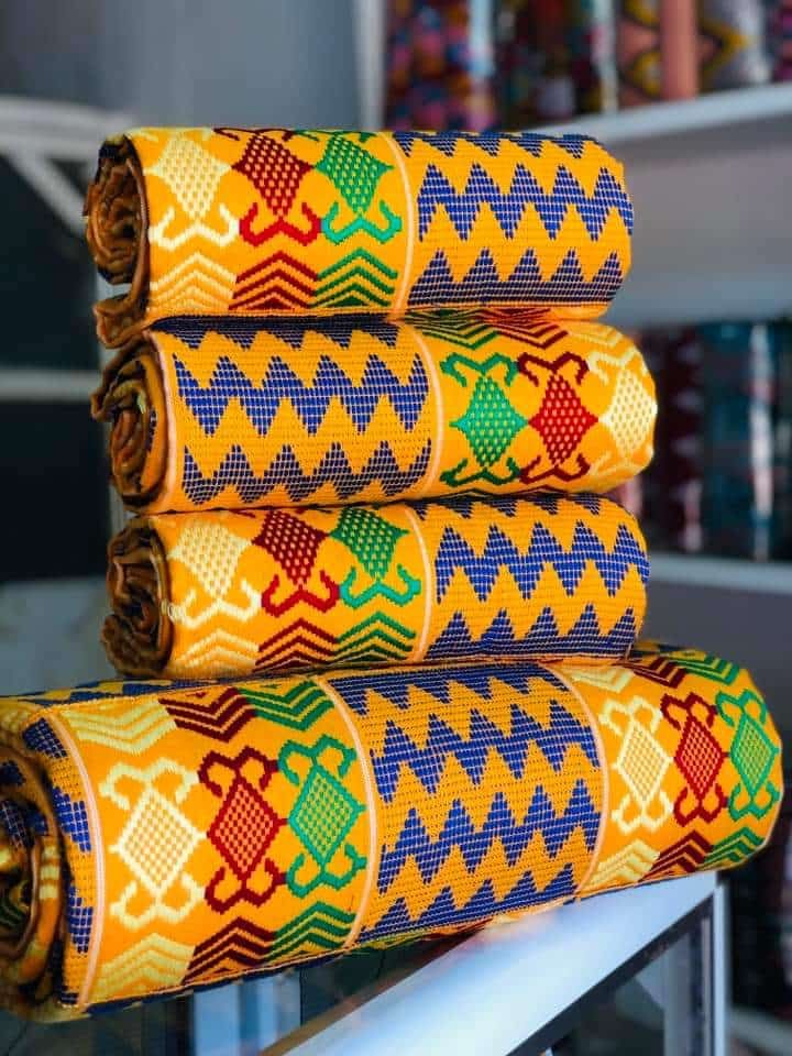 AfricaFactsZone's tweet image. Ghana has secured legal ownership of kente cloth, the country&apos;s national fabric.