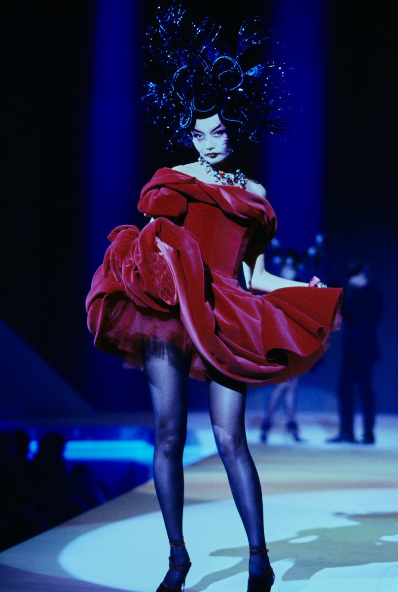 iluvcouture_'s tweet image. and this one ahhhhhh delicious
