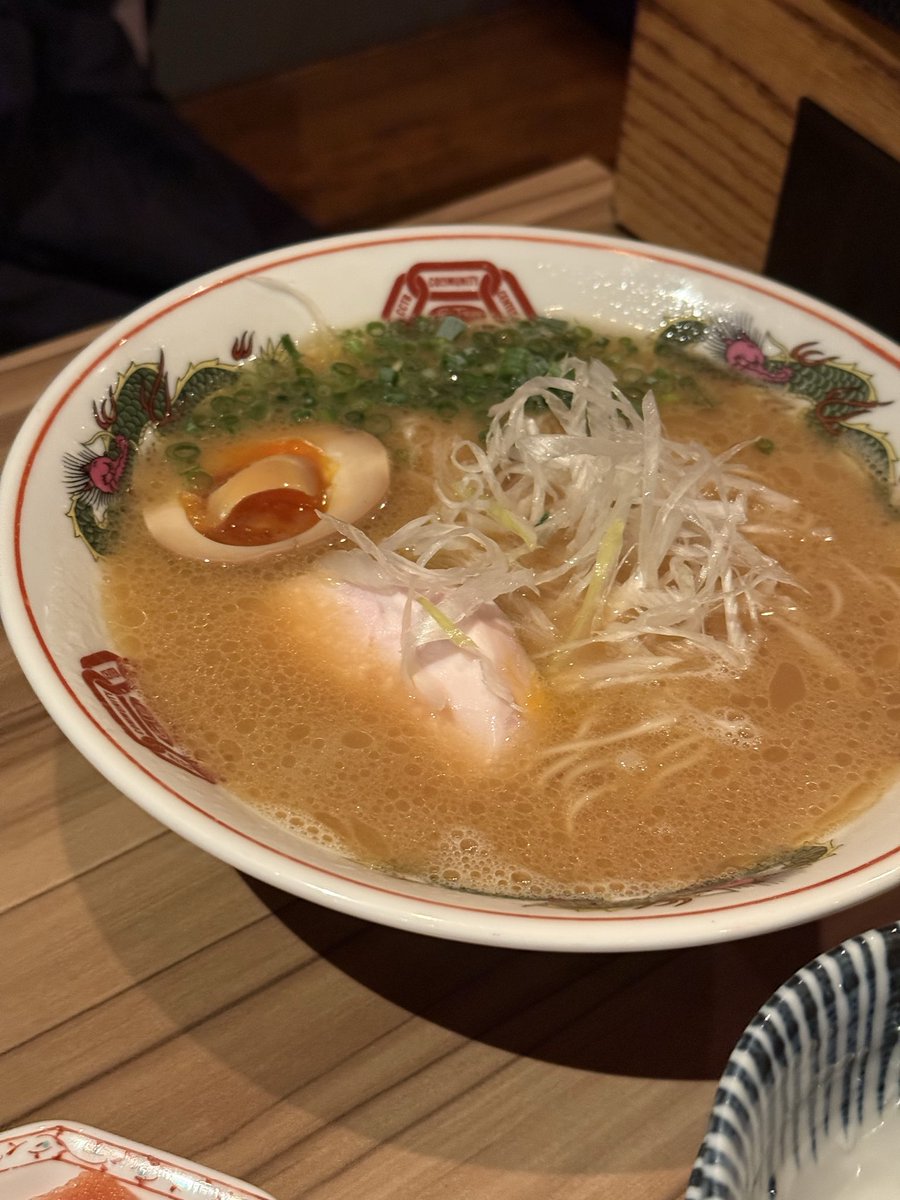 神楽坂 ◯政
シメは鳥そば！
うまー！