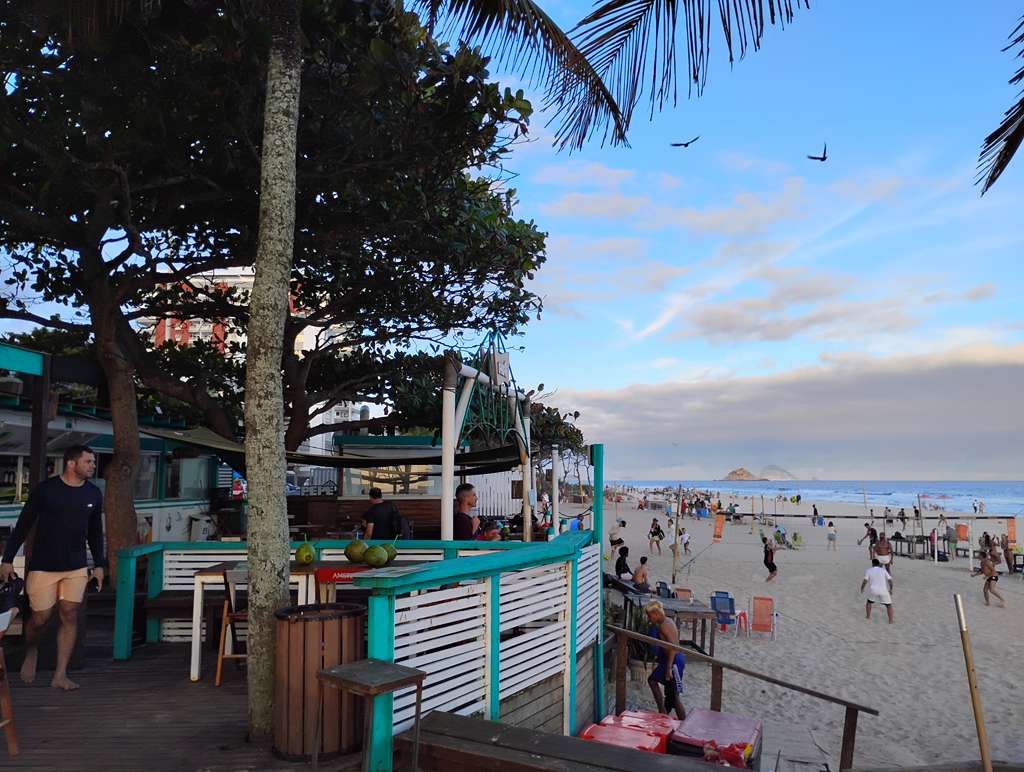 fabiojava's tweet image. 🌴 Excited for #NLBSE2026, co-located with #ICSE2026 in Rio! 🇧🇷
A welcoming community, world-class research, beaches 🌊 & churrascaria rodízio 🥩.
Where software meets sunshine ☀️ — join us in Rio!
#SoftwareEngineering #NLP #AI4SE