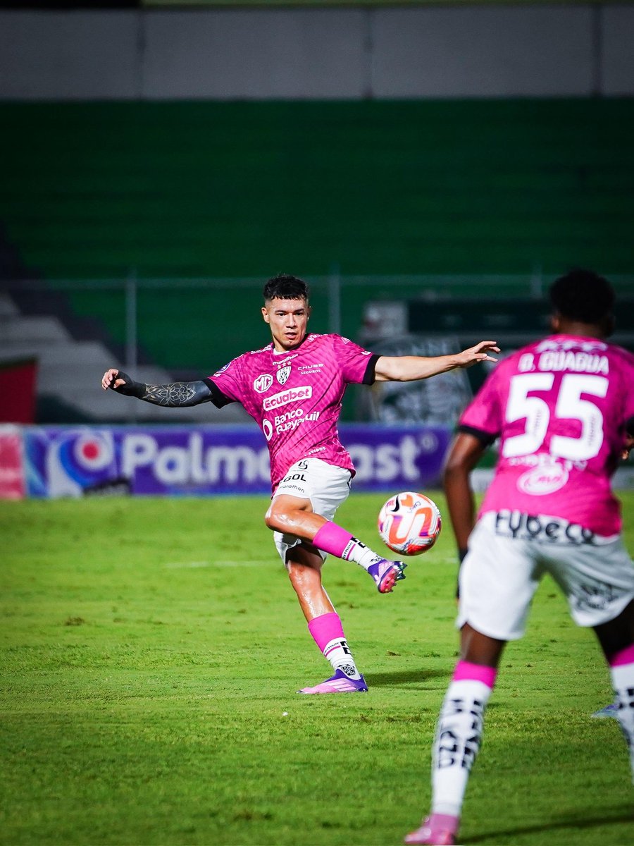 erami_salazar's tweet image. Finalizó la jornada 2 de los hexagonales y la primera del cuadrangular no descenso
#Hexagonal1: 8 goles. 17 🟨 2 🟥
#Hexagonal2: 6 goles. 5 🟨 1 🟥
#Cuadrangular: 5 goles. 9 🟨 1 🟥

TOTAL: 19 GOLES ⚽
🟨31 amarillas
🟥 4 cartulinas rojas