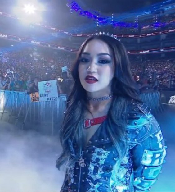 roxanne perez..wow 😍
#WWERaw