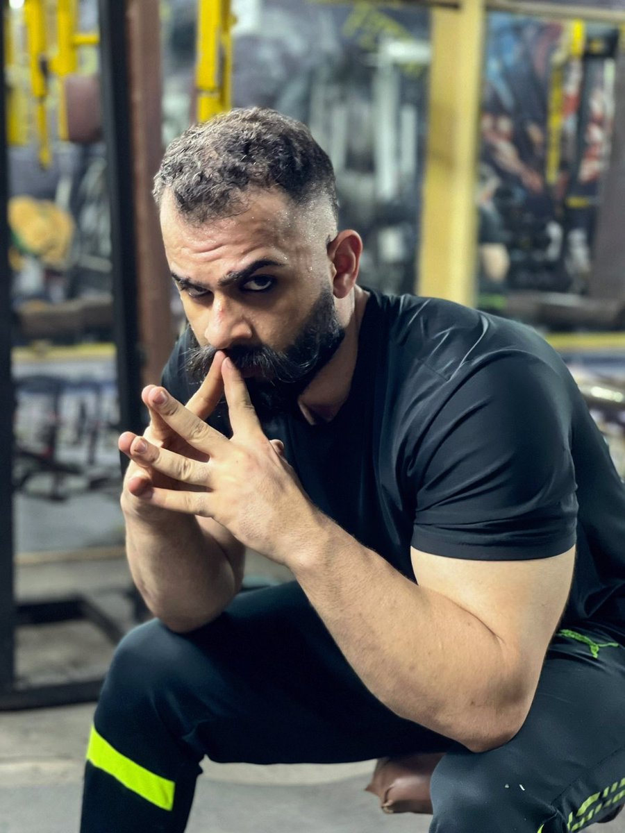 AghaBukhari110's tweet image. Power in the eyes, fire in the soul 🔥👁️”

#DarkPower #GymMotivation #HardcoreTraining #AlphaVibes #EyeOfTheBeast