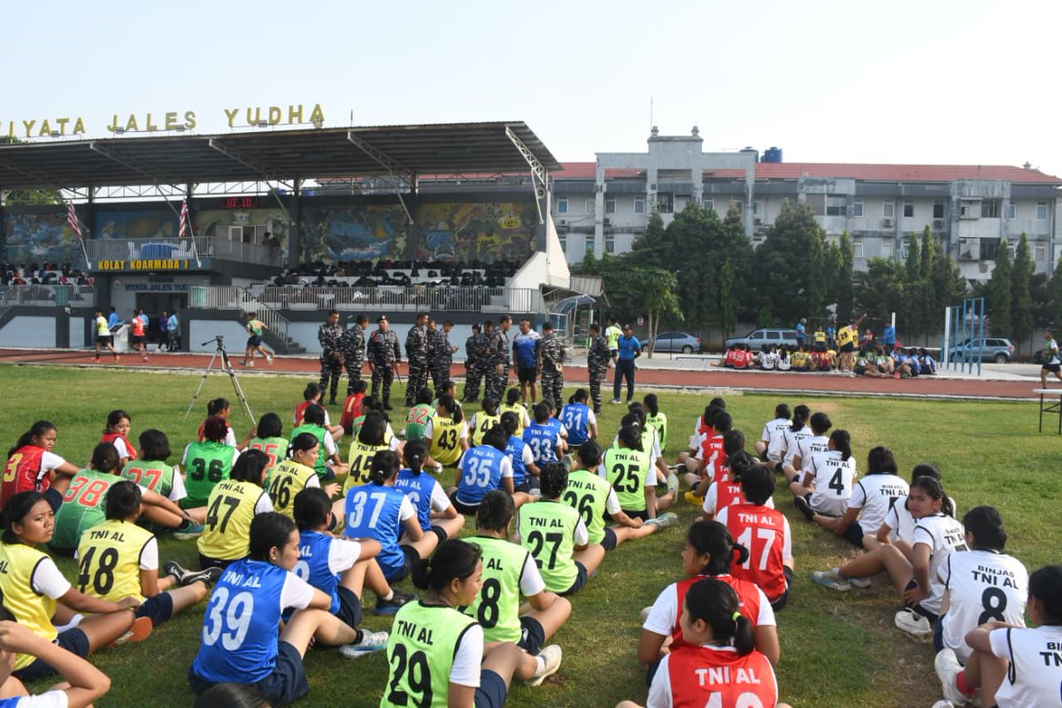 Kodaeral_III's tweet image. DANKODAERAL III TINJAU LANGSUNG TES SAMAPTA CASIS CABA DAN CATA DI KODAMAR
#tnial #tni_angkatan_laut #jalesvevajayamahe #koarmada_ri #caba #cata