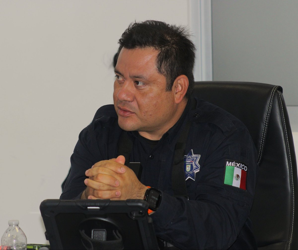 👮🏻‍♀️👮🏻🚒 Bajo el liderazgo de la presidenta <a href="/LupitaCuautleT/">Lupita Cuautle</a> y de nuestro secretario, Luis Flores, llevamos a cabo la Mesa de Seguridad y Justicia, para fortalecer las estrategias en materia de prevención, protección civil y vialidad.

#ContigoConstruimosSeguridad🤝🏻