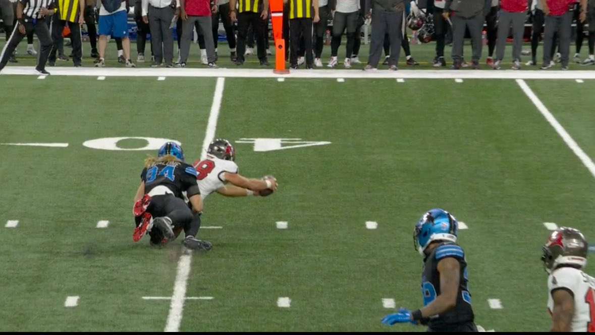 <a href="/BarstoolBigCat/">Big Cat</a> I mean they’re using an angle that’s slanted and trying to judge exactly down the line. I mean look at the hash marks!