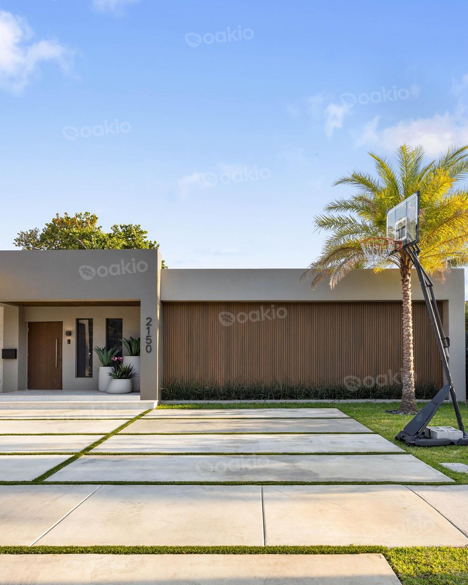 🏠Great design starts with the walls that welcome you.

#Oakio Proshield composite cladding blends modern elegance with strength, weather resistance, and easy upkeep.  

Learn more 👉oakio.com/products/cladd… 

#WallPanel #Cladding #WPC #ExteriorDesign