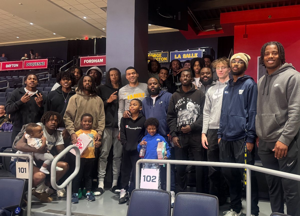 Clark state basketball enjoying a team outing at UD areana