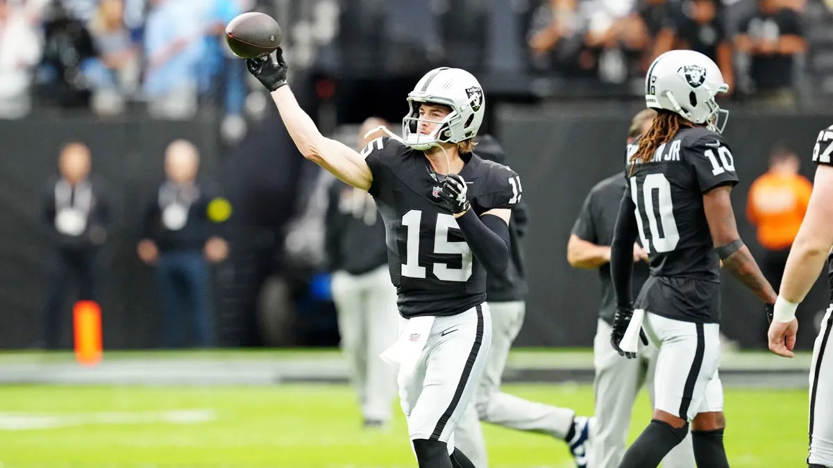 RaiderNationWW's tweet photo. If QB Geno Smith is benched after the bye week, who would you want to see start? Aidan O’Connell or Kenny Pickett? #RaiderNation https://t.co/HA4y15r0EH