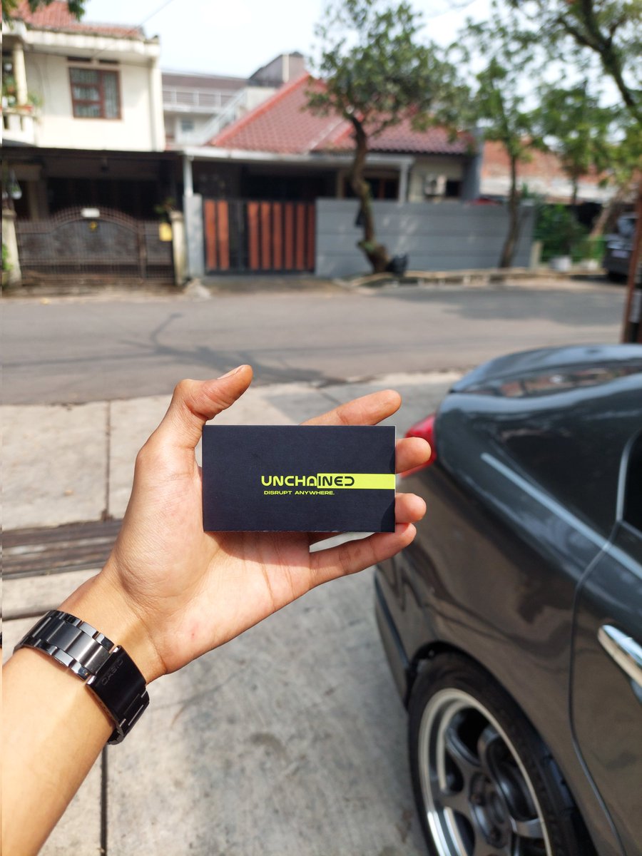 gUNCH <a href="/heyunchained/">UNCHAINED</a>