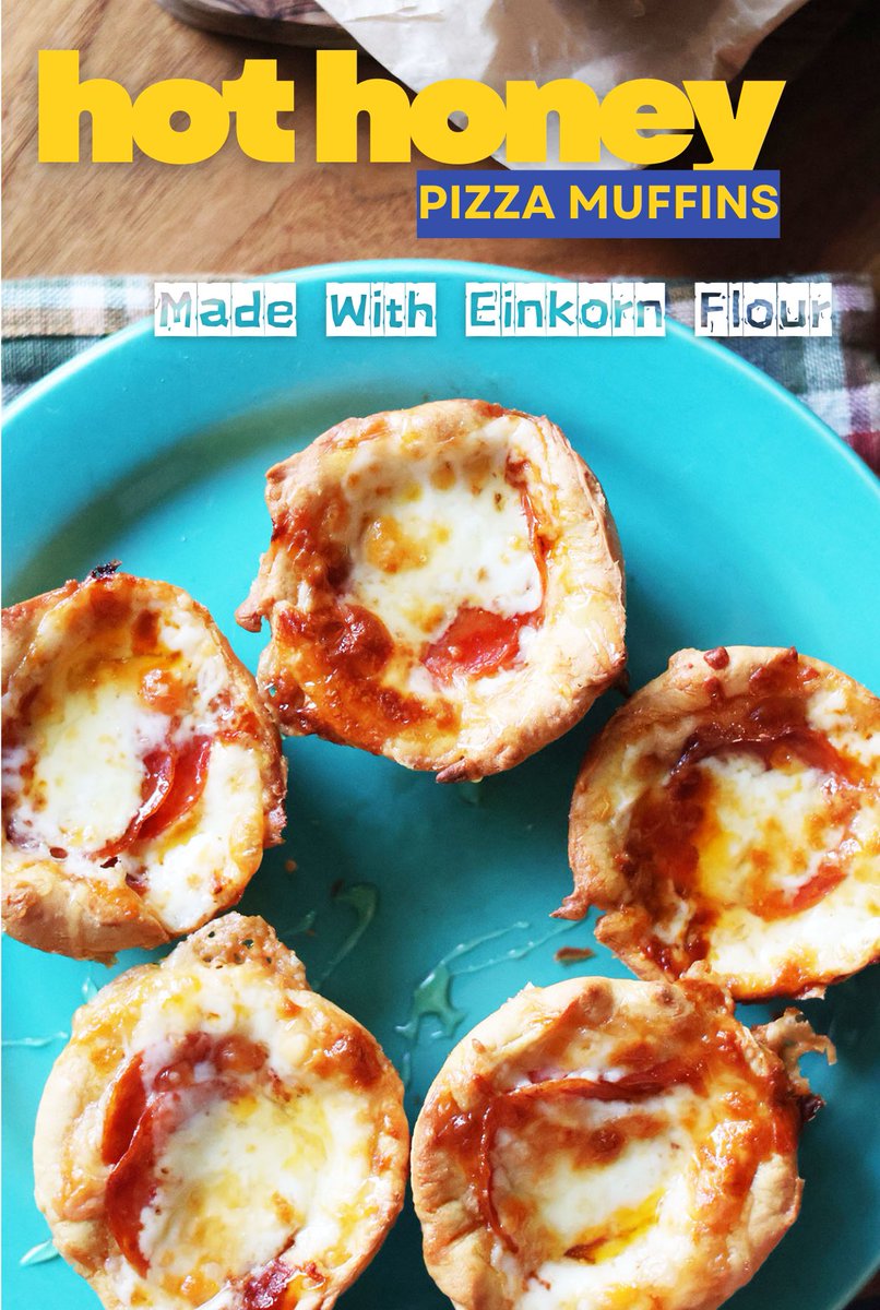 CheapRecipeBlog's tweet image. I don&apos;t always make homemade pizza muffins, but when I do I drizzle them with hot honey and make sure to use #einkornflour in the crust cheaprecipeblog.com/2025/10/hot-ho…