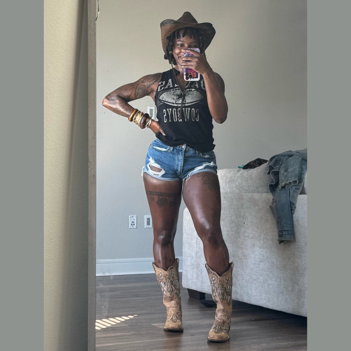 EeeMount's tweet image. Cowboys game 10/10 ! 🤭