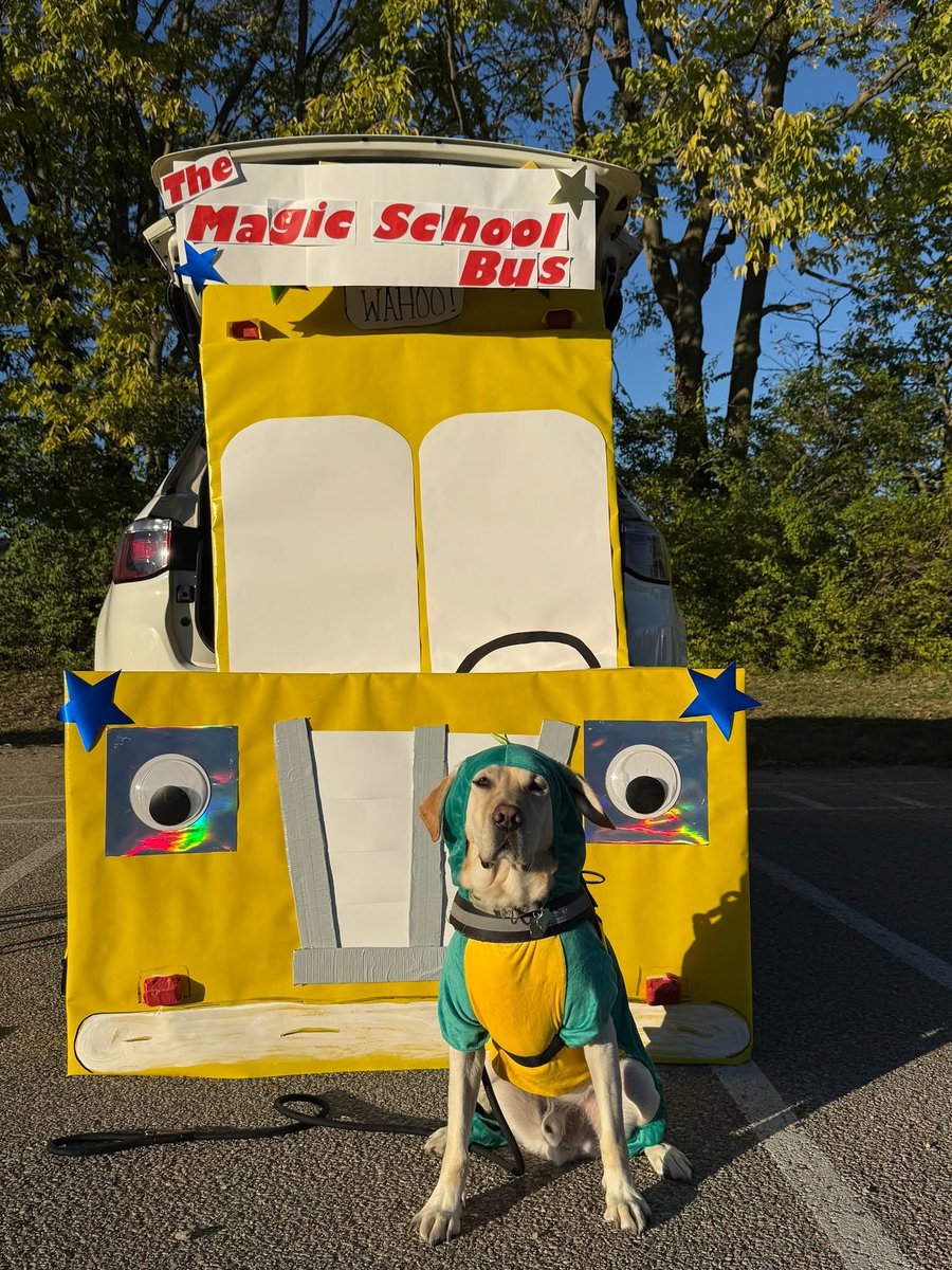 fcsdcentral's tweet image. Congratulations to Miss J and Gamma for winning Central’s second annual Trunk or Treat Night! Pure fun was had by all! 🎃