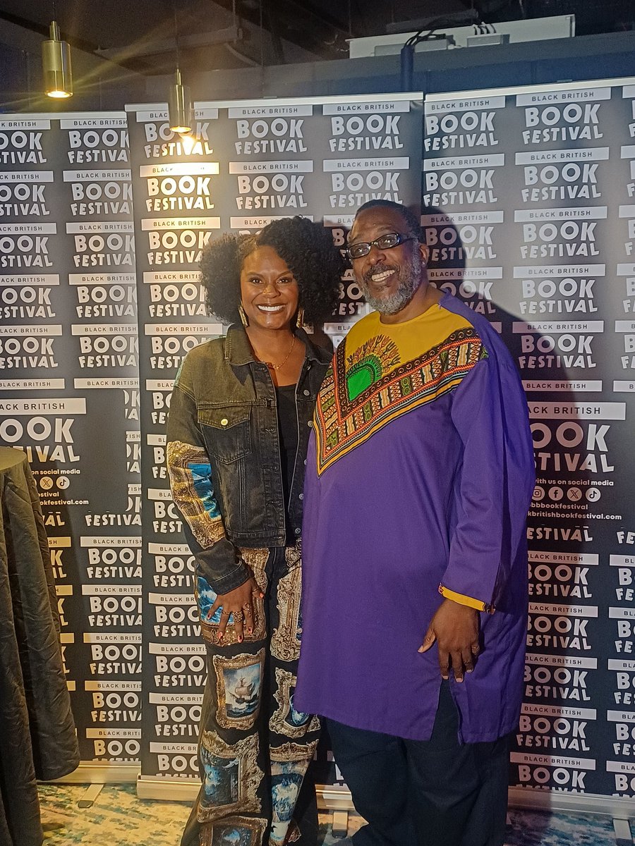 fabianmthomas's tweet image. I&apos;ve wanted to meet and share space with Tabitha Brown for years. In my imagination, shi a mi bonafide sistren, an mi Chance, Choice and Quest a linky. @BBBookFestival made this dream come true!!
#fabianmthomas #fabianmthomasiwrite #tabithabrown #bbbf2025