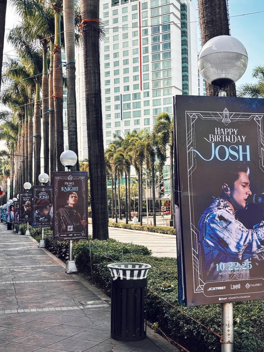 LimboCouncil's tweet image. A move so bold, it took over the streets of Araneta 🔥
Never-before-seen snaps of our Grandmaster now light up the city for his big day!
The board’s now yours — QRT your photo and make your move ✨
JC TAKES THE STREETS
@JoshCullen_s #JOSHCULLEN
#SB19_JOSH #JCWinningTheGame