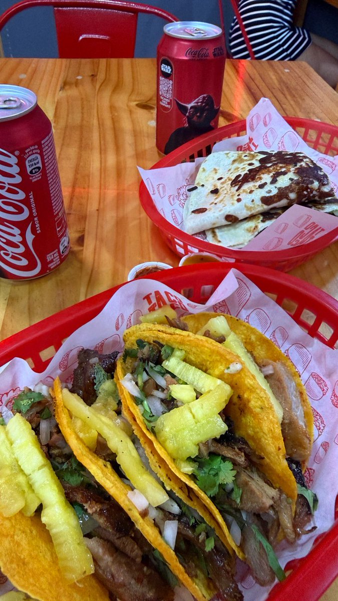 La Maquillista ®💄 tweet media