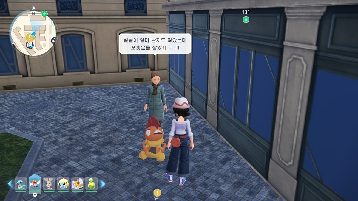 '이런 드립엔 어케 반응해드려야하나' 하고 멍하니 쳐다보고 있었더니 곤율거니가  무슨 구경났냐 고롸아아 하고 침뱉음