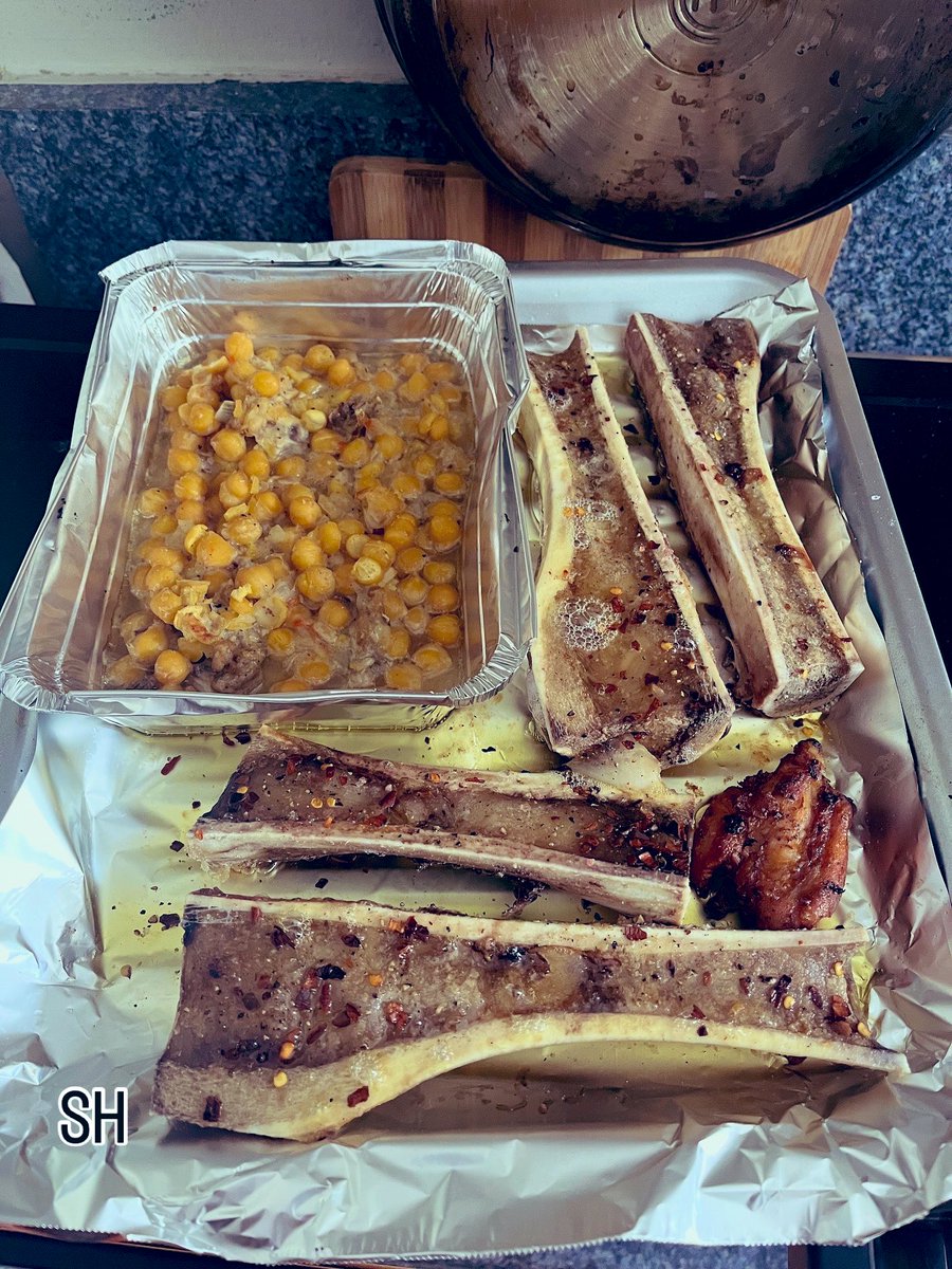 Agent99c's tweet image. Happy Monday  Bone marrow day Scotch #foodie #bonemarrow #scotch #monday #food #yum #eatwell