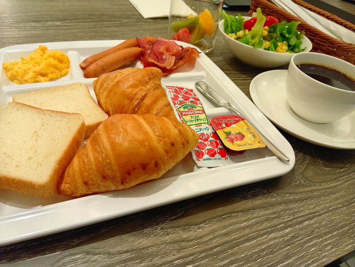 朝ごはんはバイキング(*´﹃｀*)