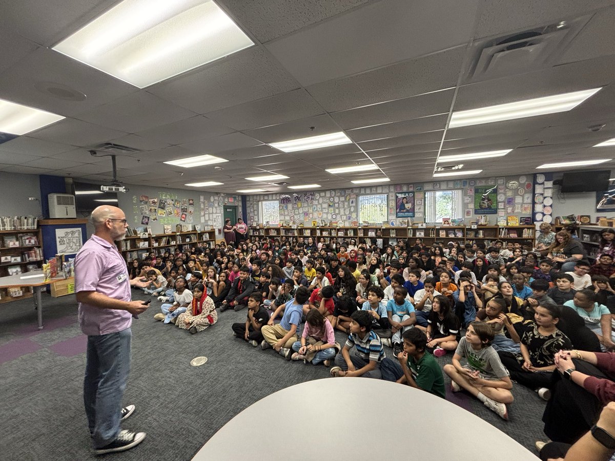 Hailey Johnson tweet media