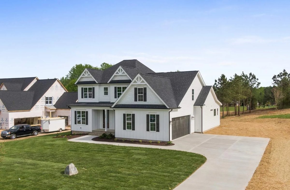 FHomegroup's tweet image. Orlando es uno de los mercados inmobiliarios más fuertes de EE. UU.

En 2025 aumento del 4 % al 7 % en precios gracias a su desarrollo y alta demanda. Invierte en casas nuevas con alta rentabilidad y asesoría experta.

Descubre más en nuestra web.
floridahomegrouprealty.com