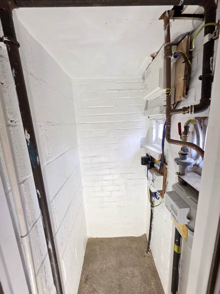 VMpropertyDIY's tweet photo. V&amp;M Property Services 
📞☎️👌😊🛠️🧰🚐🪜#diy #trade #windsor #maidenhead #datchet #goodquality
Complete Property Maintenance  #smallprojects #largeprojects 🚐🧰🛠️ @aleexander_007 @vodafoneuk ☎️ @renaultuk #renaulttrafic 🚐 @samsunguk📱#s25ultra https://t.co/jmzkWYt9ML