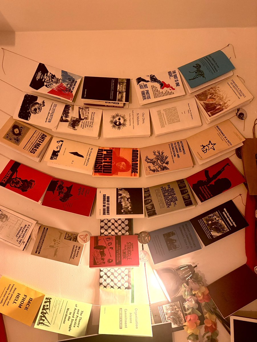hayxtt's tweet image. Newspapers should be free, and communist should adopt zines into their political agitation.
They’re cheaper to produce, easy to make and they look cool.
