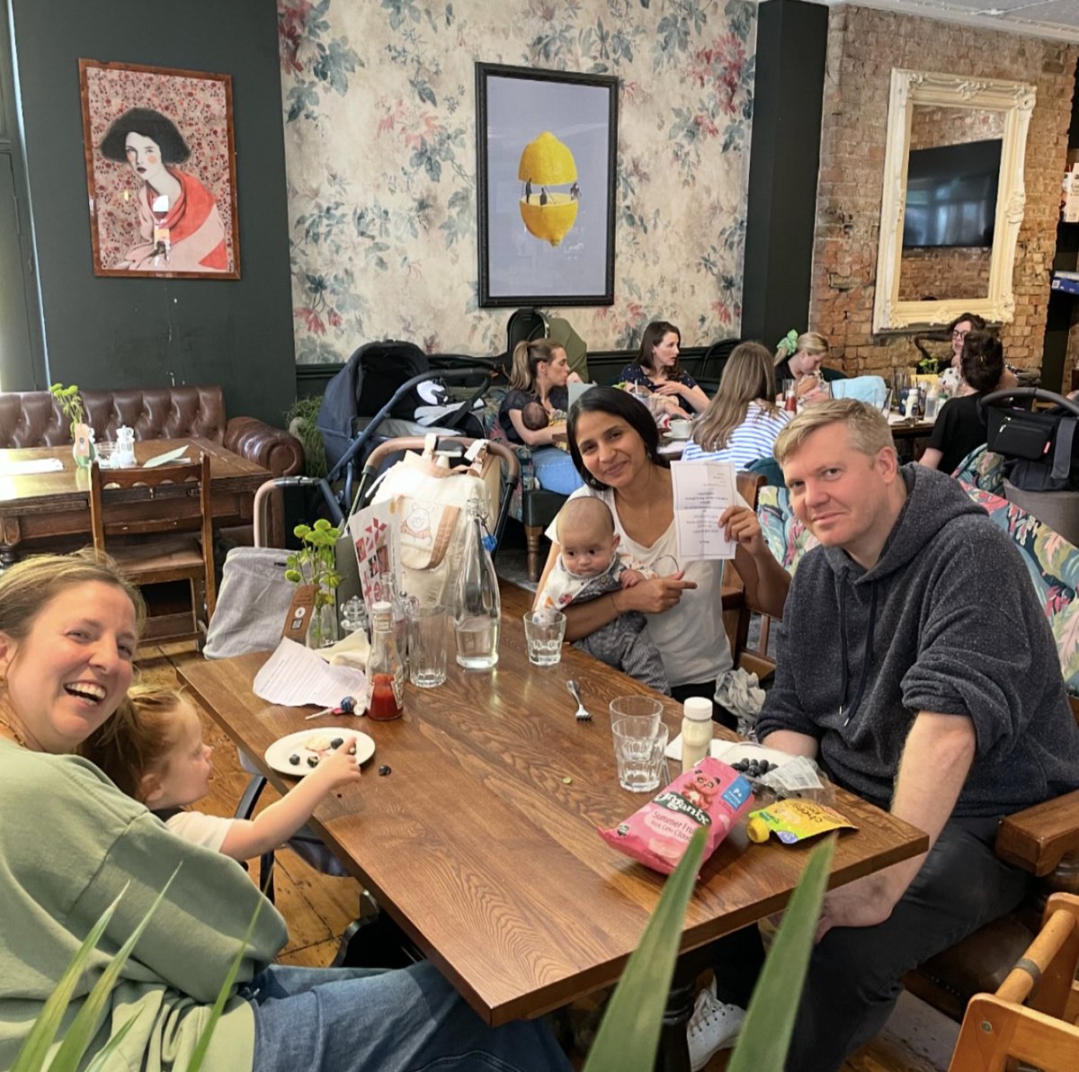 ‘Bring Your Baby’ Guided London Walks & Pub Quiz tweet media