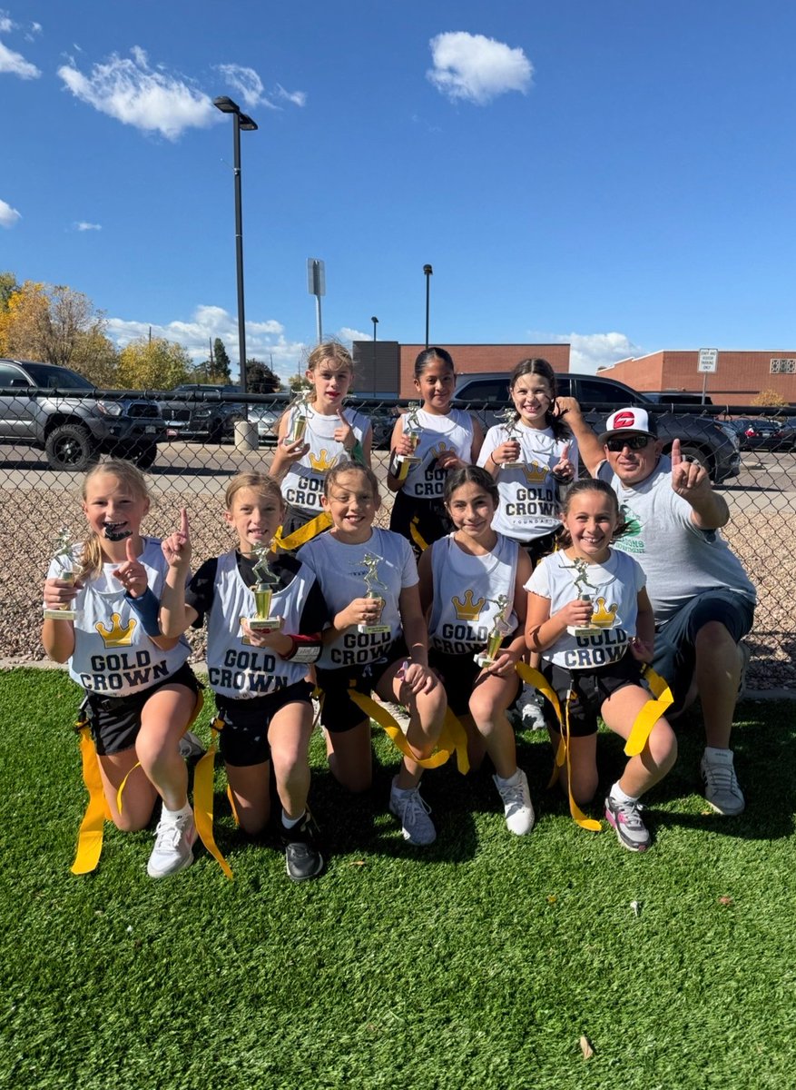 🏈👑 Our 2025 Girls Flag Football Fall League wrapped up after an incredible season of growth, teamwork &amp; competition!

Congrats to our Champs:
🏆 3rd–5th: The Dragons
🏆 6th–8th: Team 4 Matt

Thanks to everyone for a great season!

#GoldCrownGirls #GirlsFlagFootball