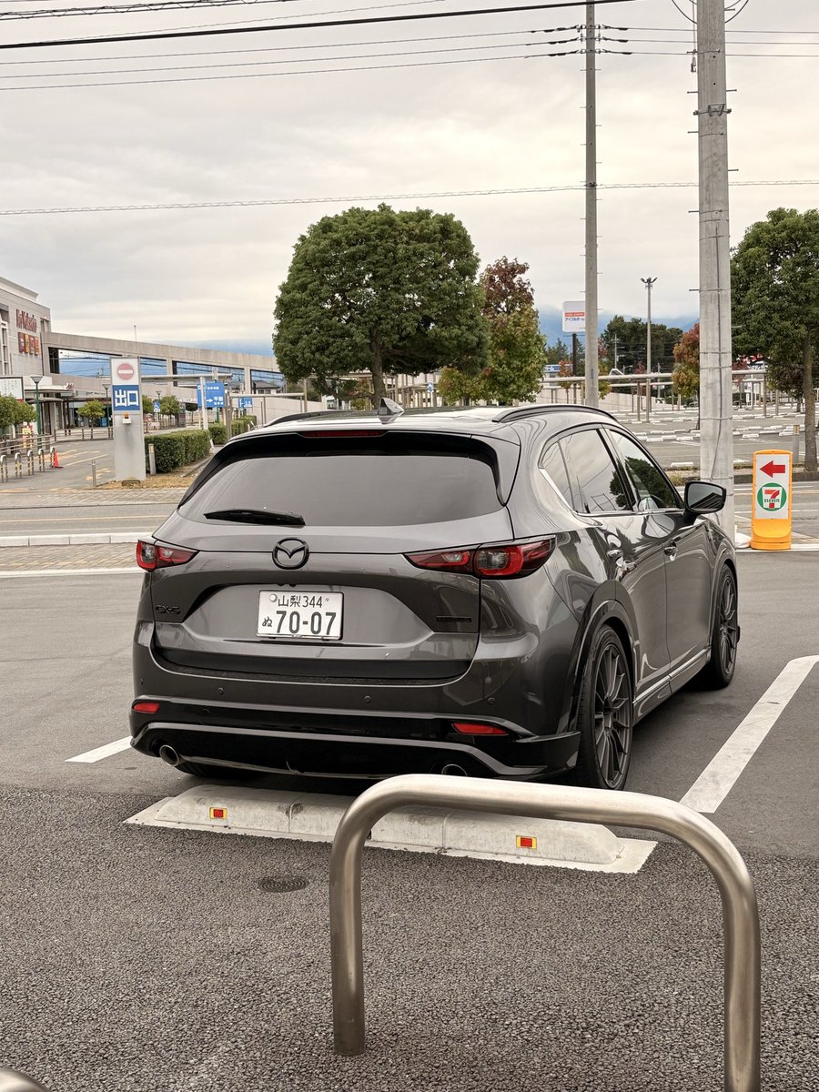 日帰り出張で
GO TO 岐阜！

CX-5でなく社用車アルファードでっす