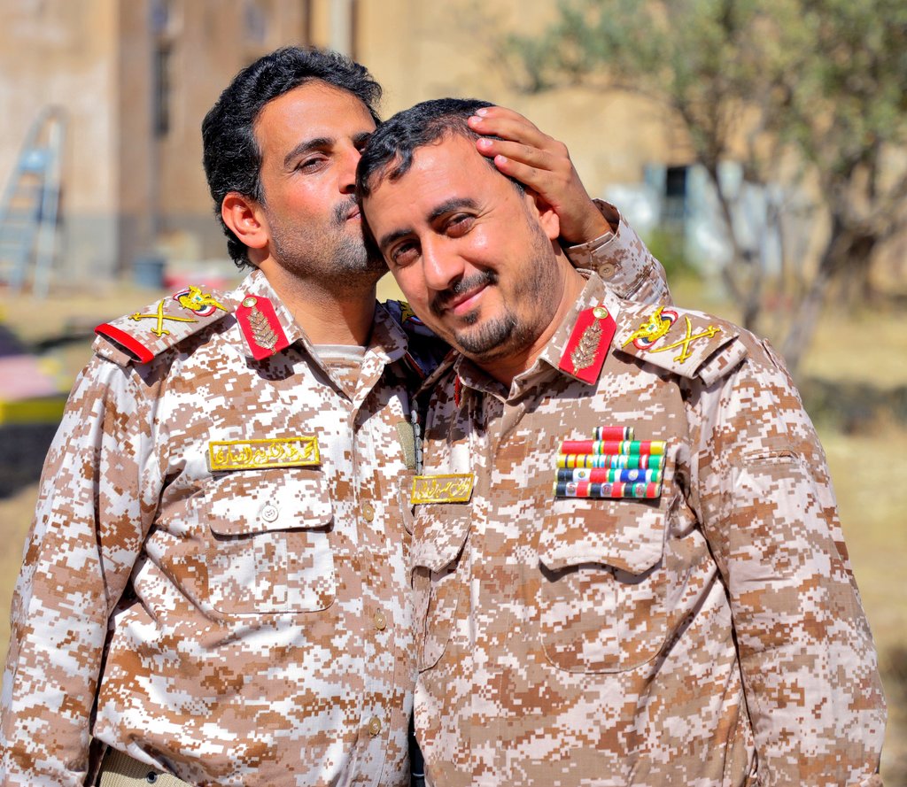 هكذا جرت مراسيم الاستلام والتسليم
في أجواء ملائكية تحكمها معاير الأخوة الإيمانية و تكتنفها مشئة الله وإرادته