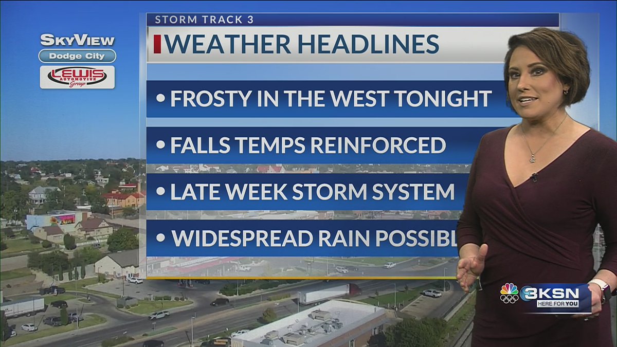 #kswx
#okwx
#newx
STORM TRACK 3 FORECAST:  Frost and freeze alerts are posted for our western counties through Tuesday morning.  Widespread rain is possible starting late Thursday and may linger for some early this weekend.  Here is the latest...

ksn.com/weather/weathe…