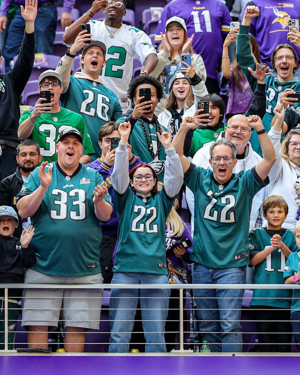 #EaglesEverywhere thanks for always showing up and showing out 💚 