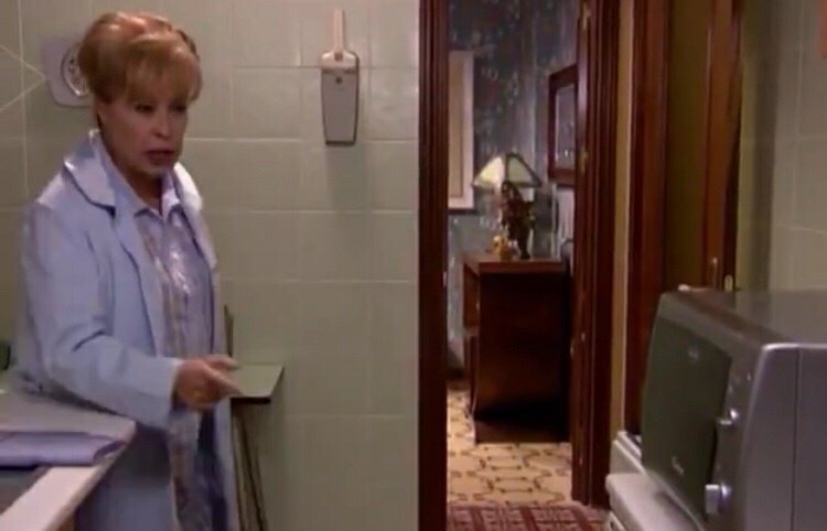 It's time to... MARISA VEN CORRE UN ESPÍRITU.