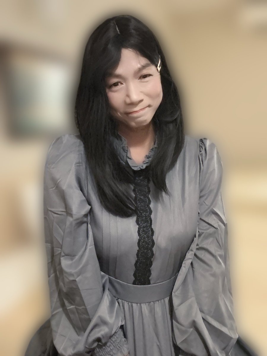 おはようございます〜😉
肌寒い朝になりました🥶🥶
完全に衣替えがいるかな😝
急な変化に体調を崩されないように
気をつけましょうね🥰

今日から🚄🚄での出張💦💦
女子活予定無し😭😭
のんびり過ごすかな🤔🤔

今日も笑顔で頑張りましょうね🥰
よろしくお願いします💕