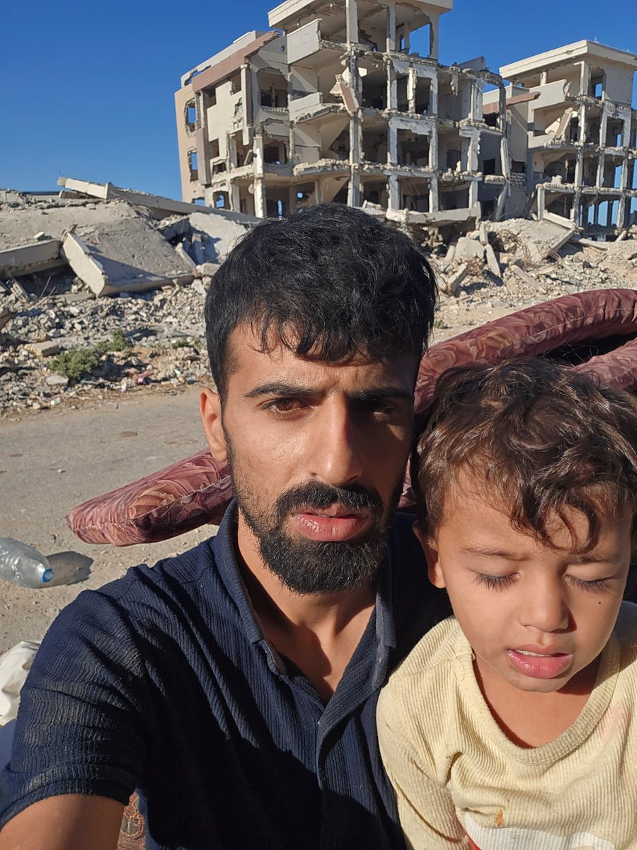 I’m speaking to you from Gaza.
Please help me and my children build a small shelter made of wood and fabric
Please help link support 🙏 
chuffed.org/project/ahmeda…