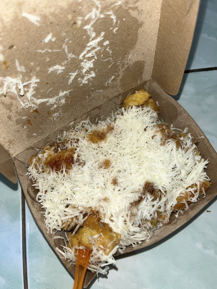 trafalgarnad's tweet photo. makan gede https://t.co/zXgty9J3TK