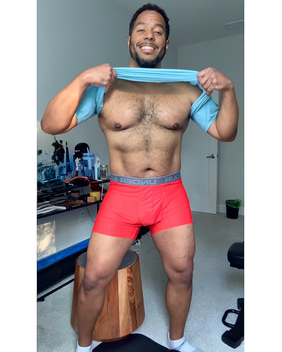 An old friend hyped me up today with “Whoa, what happened to you? You look great!”.  So now here I am in my undies 😜