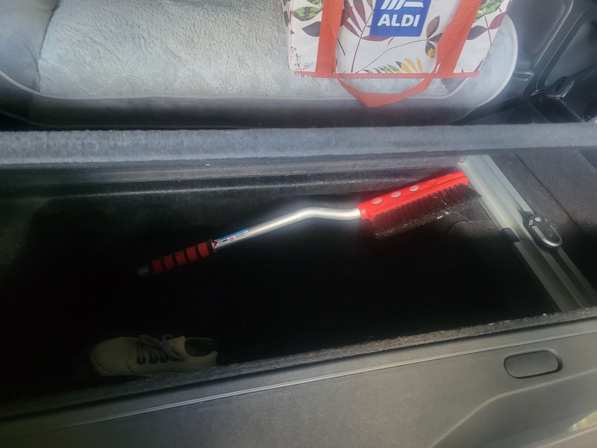 For some people in the country, let's go ahead and get those snow and ice scrapers in our cars now. It'll be here before you know it.