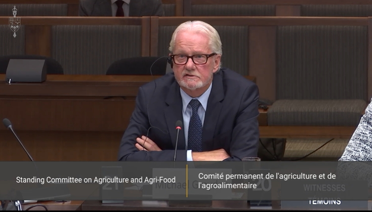 FHCP_PASC's tweet photo. FHCP CEO @MGraydon_FHCP appeared before @OurCommons #AGRI Committee to update on the #GroceryCode of Conduct.
He confirmed the Code’s provisions are complete & stressed that industry compliance is key to keeping the Code voluntary, not mandated.
Watch the full meeting: https://t.co/hVSIUL05I6
#CdnAg #CdnPoli #CdnMfg #FoodSecurity #AgriFood