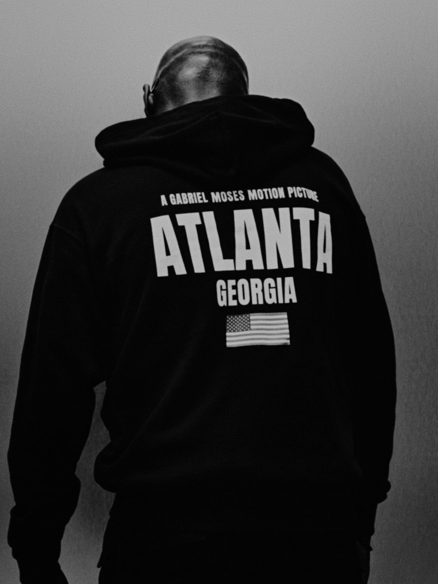 goatapp's tweet image. GABRIEL MOSES: THE LAST HOUR🖤
MERCH DROP

@gabrielomoses and GOAT present an exclusive collection of tees and hoodies for the premiere of THE LAST HOUR tonight in NYC. The capsule pays homage to the film’s Atlanta shoot location and the glowing title card.

Available now on GOAT