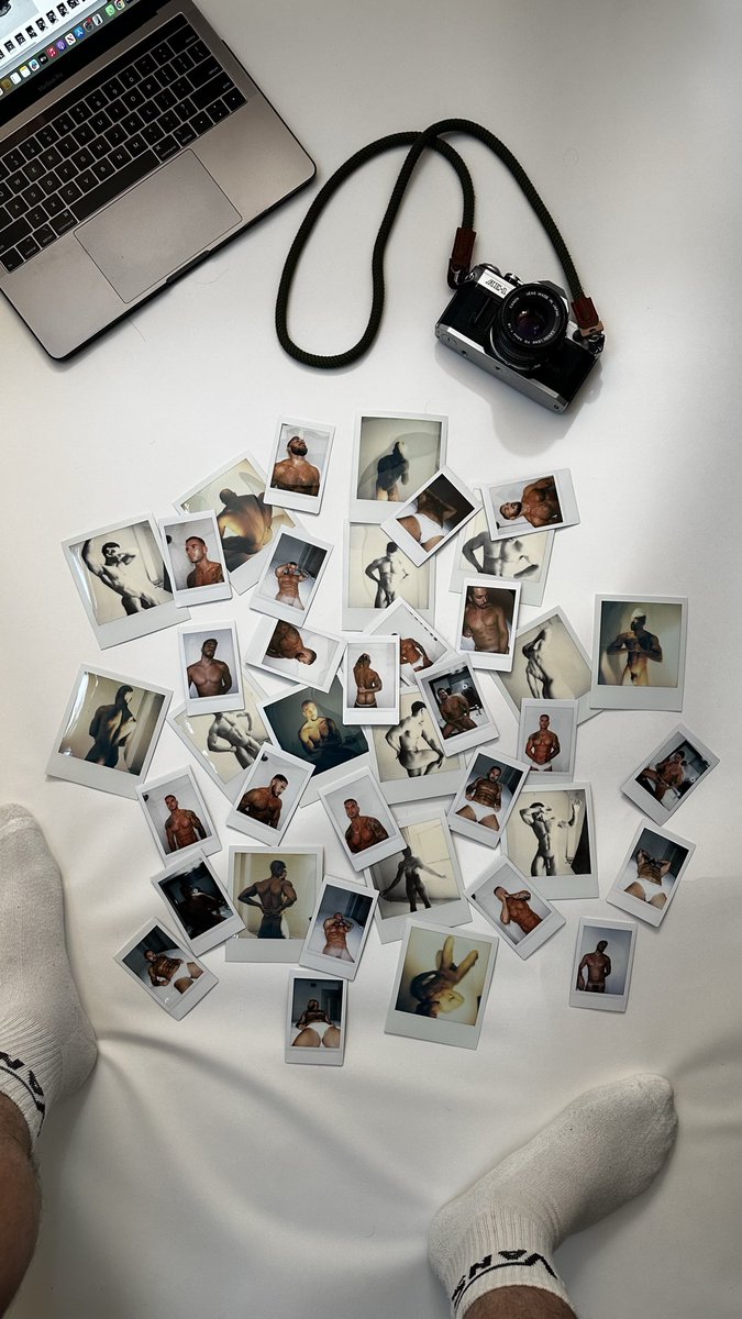 ChaconAlejandro's tweet image. Algunos de mis chicos 📸🥰

#film #polaroid #malephotography