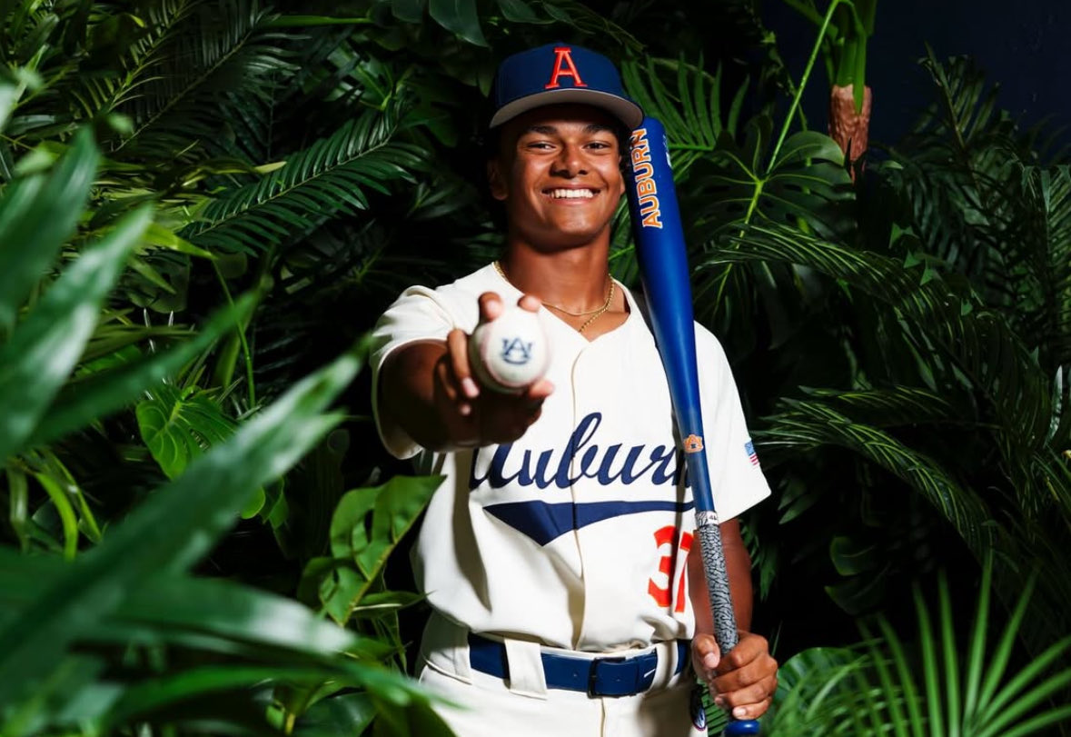 BREAKING: 2027 INF Frankie Thomas III has committed to #Auburn, he announced 

He is the son of Auburn legend Frank Thomas 

Frankie attends IMG academy, one of the premier programs in the country
