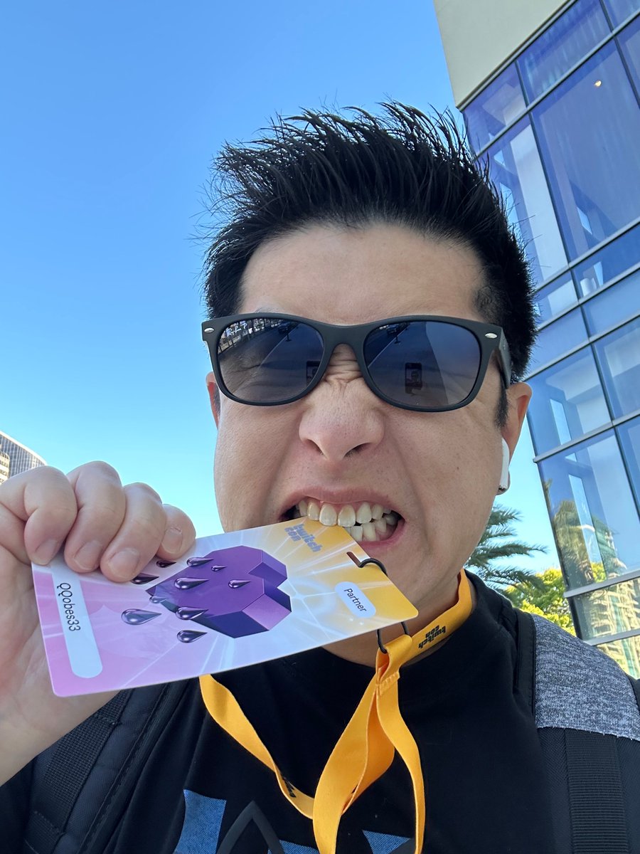 #twitchcon2025 Letter: 33 Community On Fire

Greetings 33 Fam. Wow. For me, this TwitchCon was by far the best ever! *sentimental and emotional QQobes incoming, so skip if necessary* 

I am a full-time Twitch streamer who is VERY BAD at my job. I don't ever review my viewership